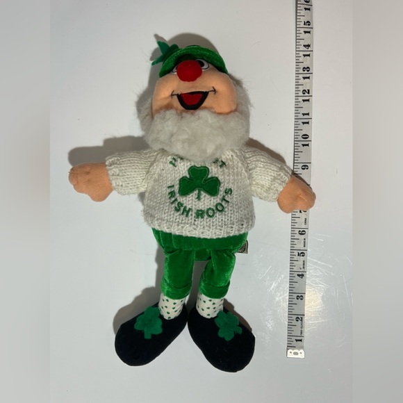 Traditional Craftwear Plush Happy Irish Old Man Beard Shamrock Hat Sweater VTG - Picture 9 of 10